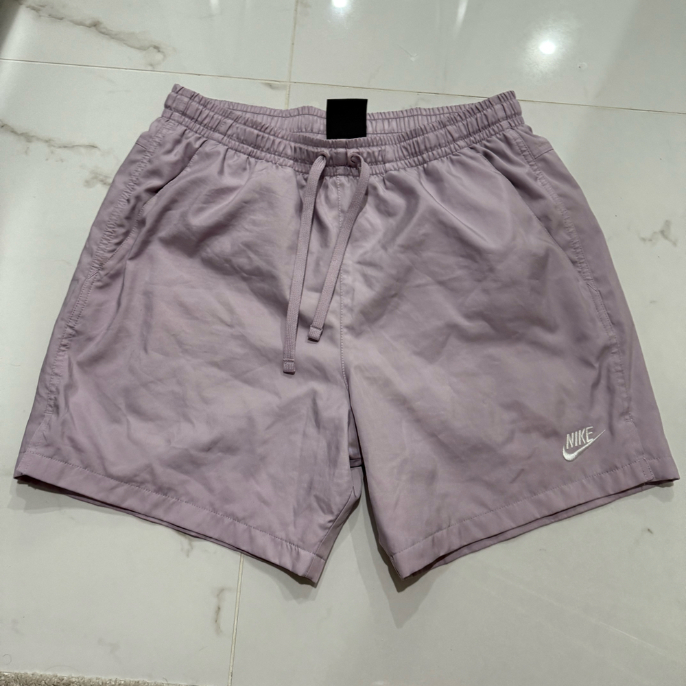 Nike Woven Flow Shorts Lavender 6” Length Medium